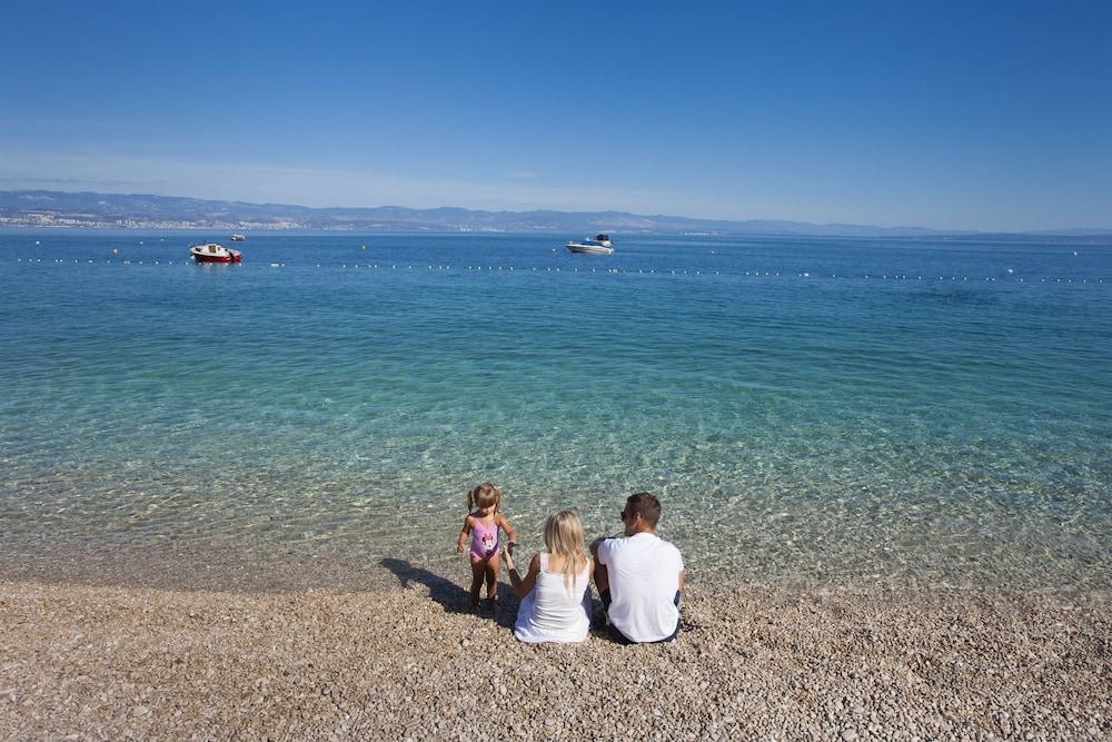 Hotel Mediteran - Liburnia Mošćenička Draga Eksteriør billede