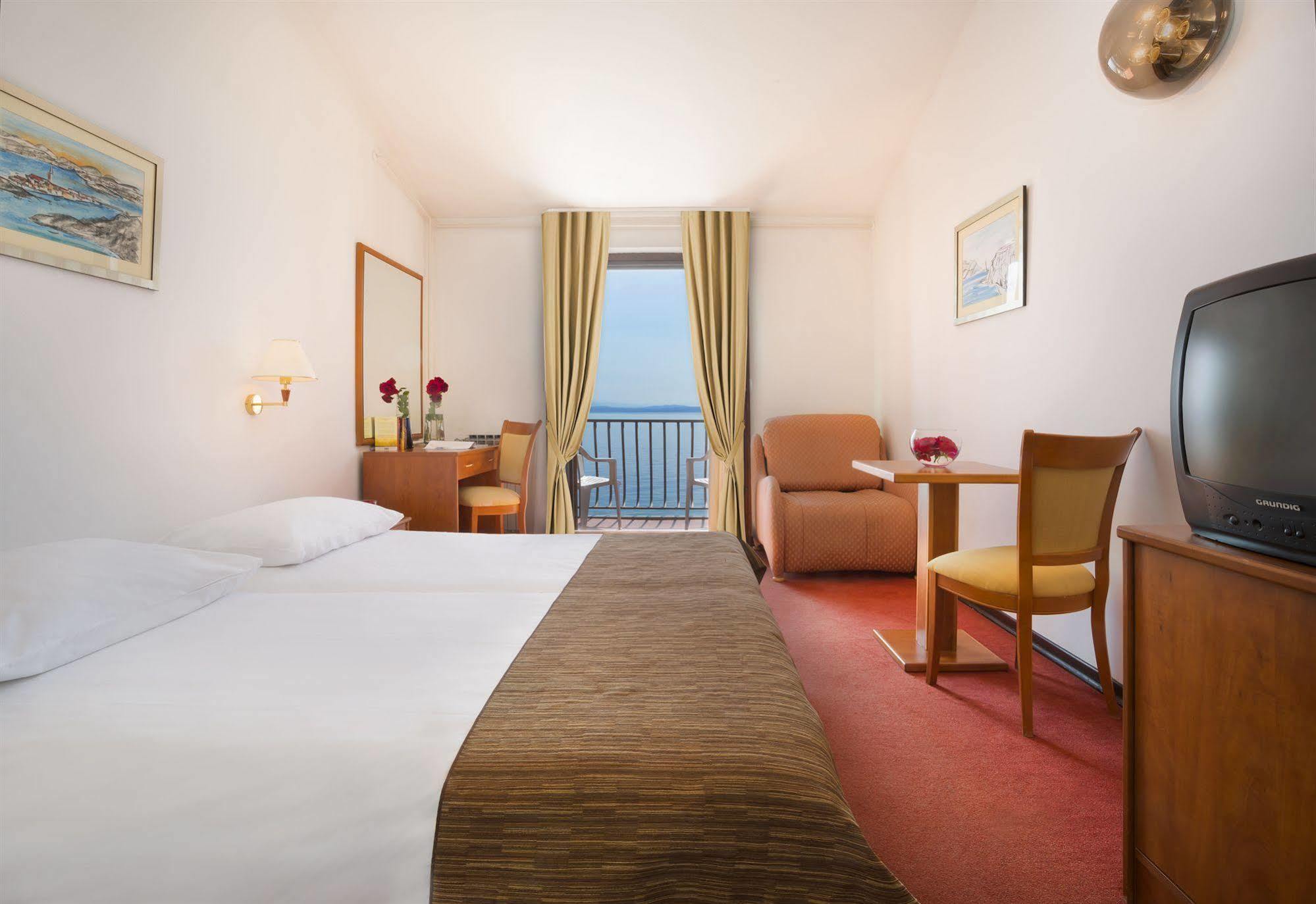 Hotel Mediteran - Liburnia Mošćenička Draga Eksteriør billede